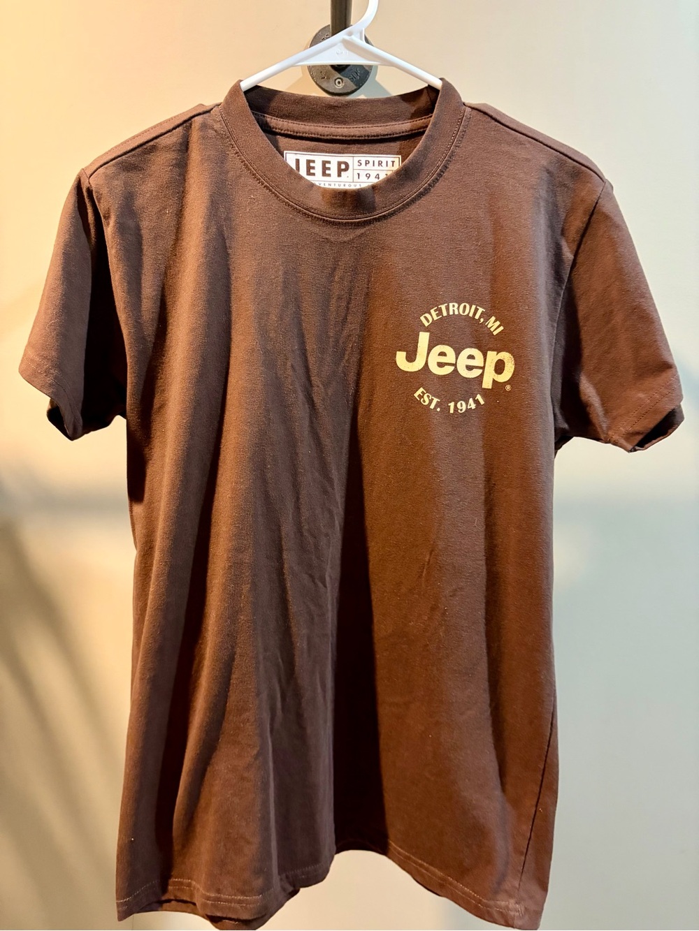 Jeep Brown Short-Sleeve Logo Tee with Yellow Print